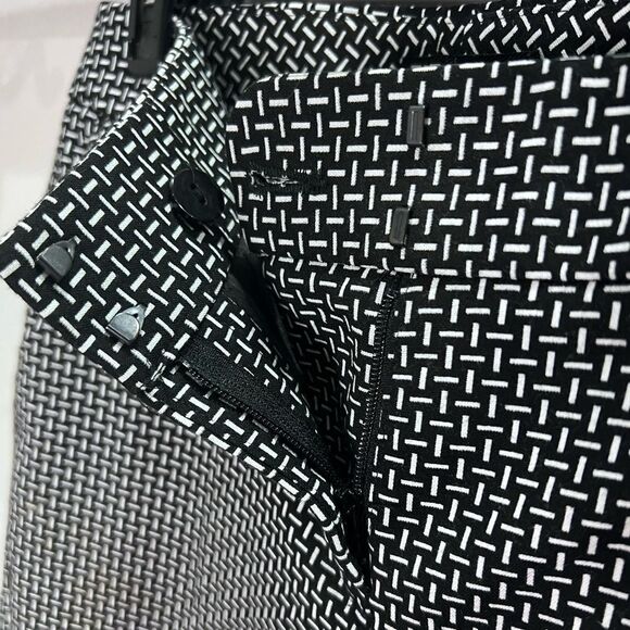 Express Columnist Mid Rise Ankle Pant Black and White Geometric Size 8 - Picture 2 of 15
